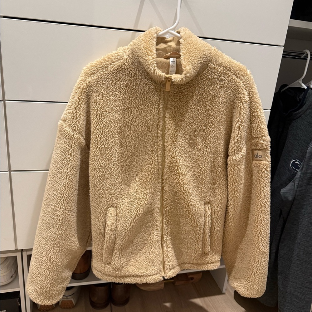 ALO Yoga Tan Sherpa Jacket